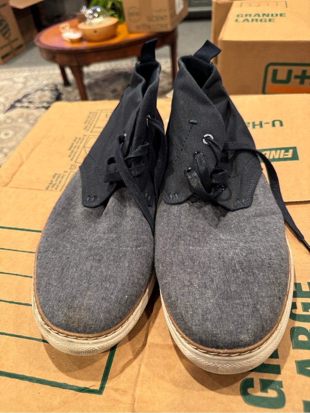 Steve Madden Two-Tone Chukka Boots in Black & Gray